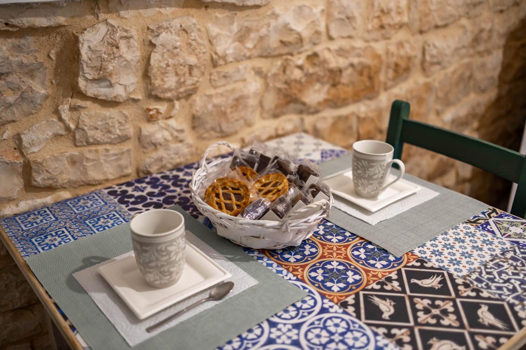 Antiche Mura Apartments"Nido Di Puglia" Monovano Тури Екстериор снимка
