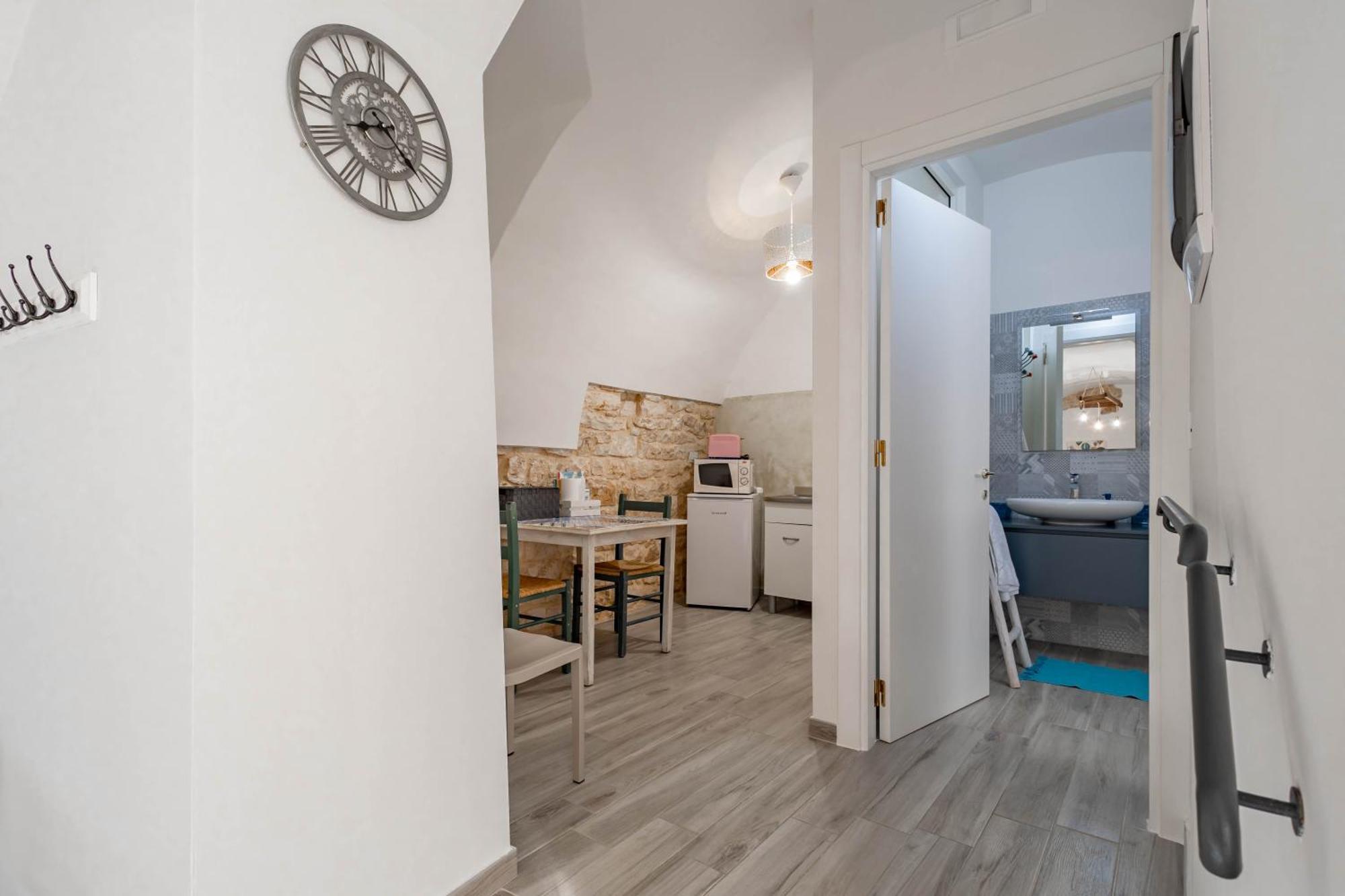 Antiche Mura Apartments"Nido Di Puglia" Monovano Тури Екстериор снимка