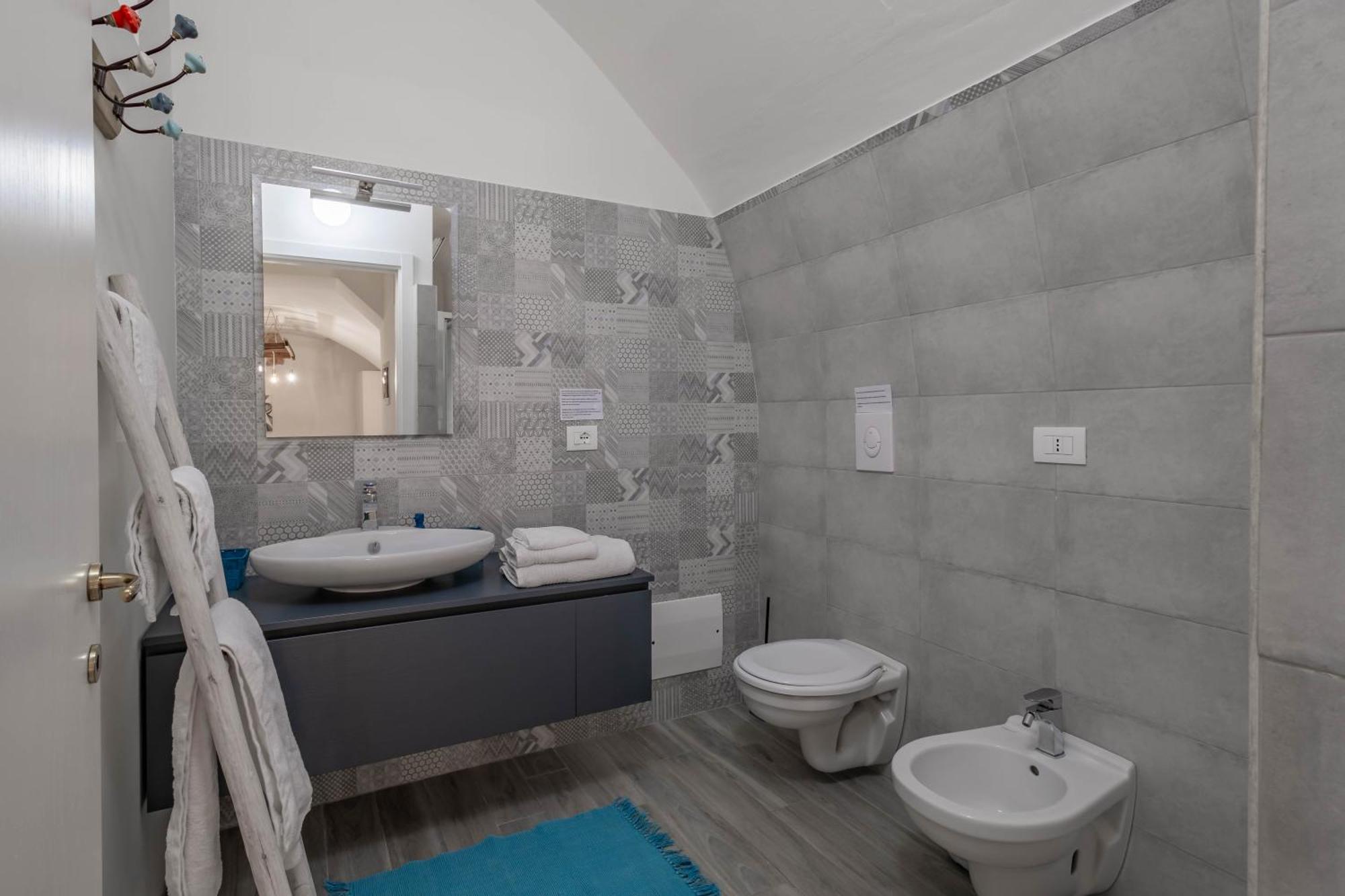 Antiche Mura Apartments"Nido Di Puglia" Monovano Тури Екстериор снимка